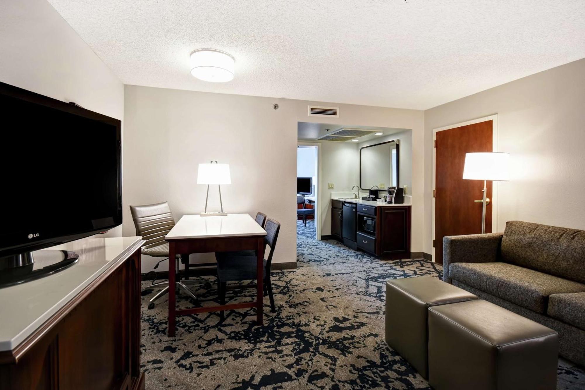 Embassy Suites Montgomery - Hotel & Conference Center Zewnętrze zdjęcie